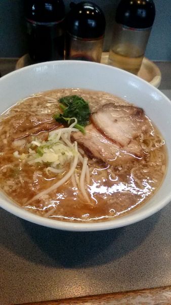 「ラーメン 半チャーハンセット（８００円）」@中華そば リバティの写真