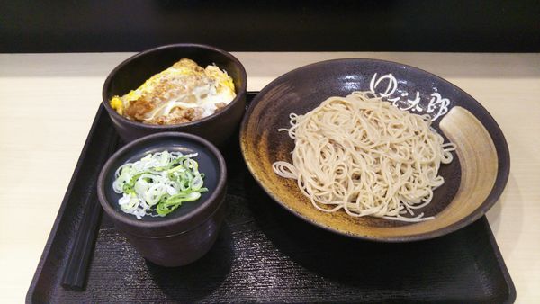 「ミニかつ丼セット（得セット）」@ゆで太郎 谷田部店の写真