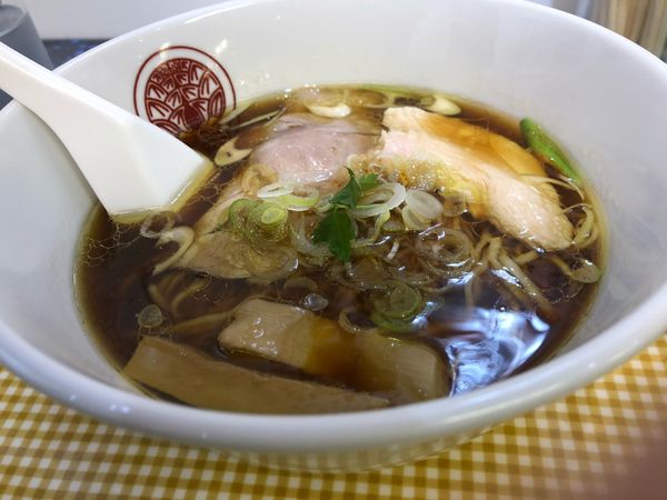 「鶏醤油らぁ麺」@らぁ麺とうひちの写真