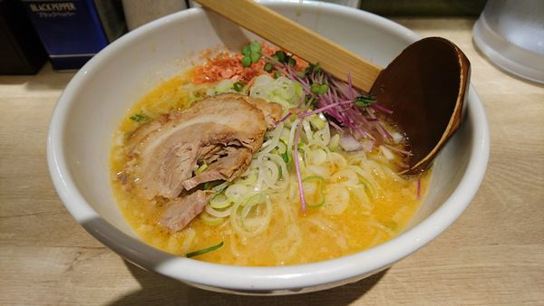 「【夜】えびとん」@よってこや 新宿南口店の写真