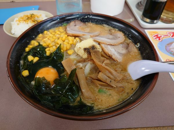 「デラックスラーメン」@くるまやラーメン 下諏訪店の写真