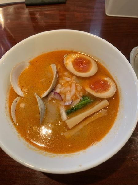 「フュージョン 通常価格1200円　半炒飯 350円」@らーめん 惠本将裕の写真