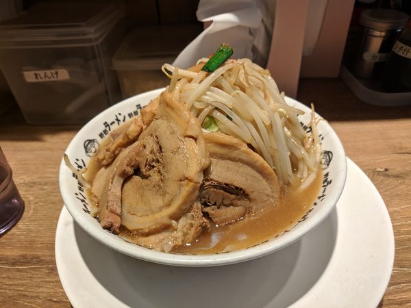 「豚野郎ラーメン」@野郎ラーメン 新橋駅前店の写真