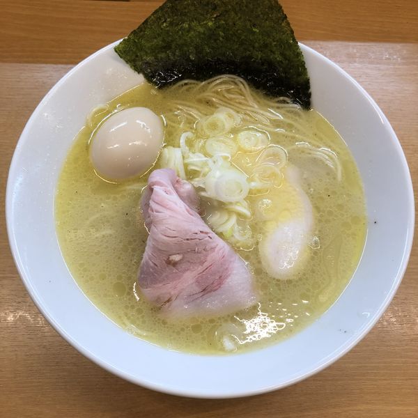 「鶏白湯真鯛そば￥800」@麺処ろくめいの写真