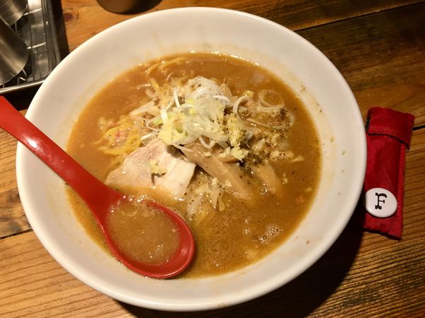 「味噌らーめん〜札幌風〜」@麺屋 翔 西新宿本店の写真