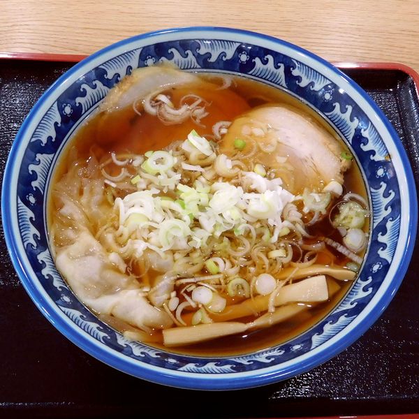 「酒田ラーメン あっさりしょうゆ（850円）」@ラーメン尾浦 八王子店の写真