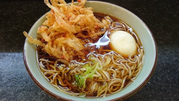 「かき揚げそば ゆで玉子(サービス)」@文殊 亀戸店の写真