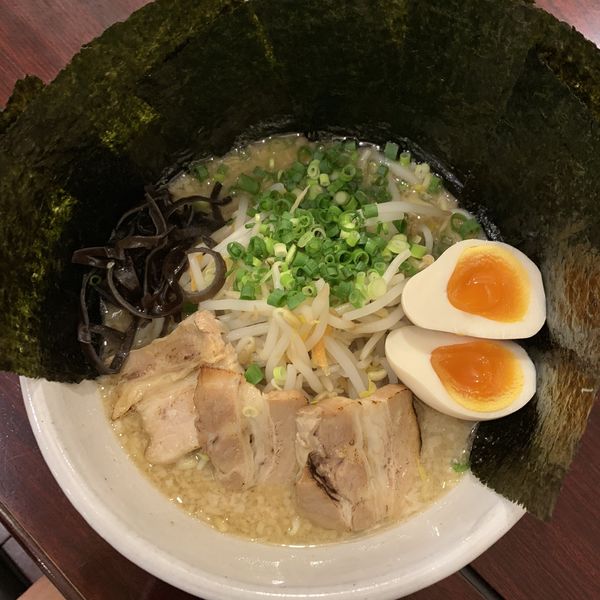 「なみぞう全部のせ」@らあめん 波蔵の写真