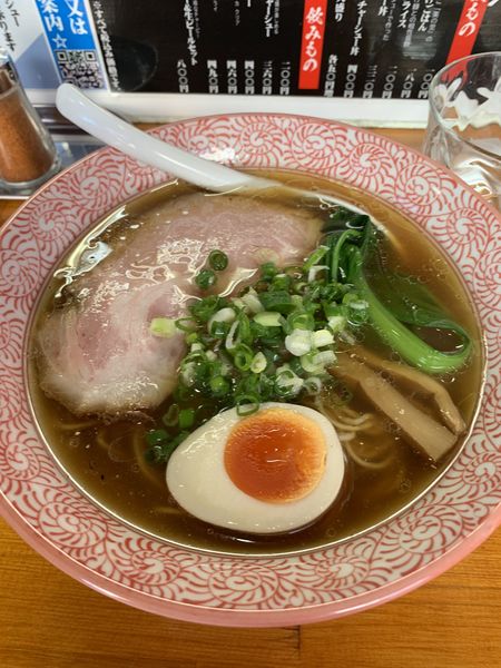 「醤油ラーメン」@無化調らぁめん 山吟の写真