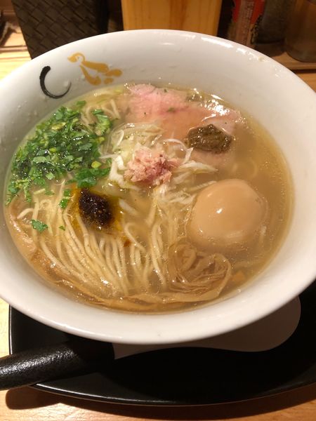 「塩そば」@SOBAHOUSE 金色不如帰 新宿御苑本店の写真