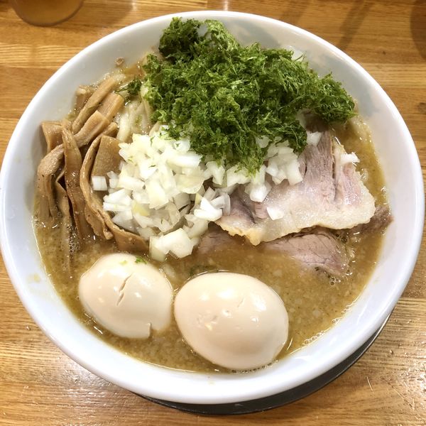 「特製中華そば味噌 (普脂) 大盛 ￥1170+生卵+ライス」@中華そば136の写真