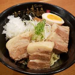 秘密の‥角煮油そば