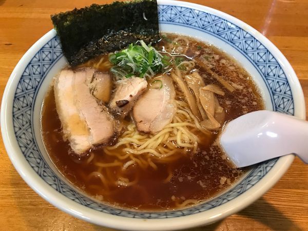 「らーめん 650円」@初代の写真