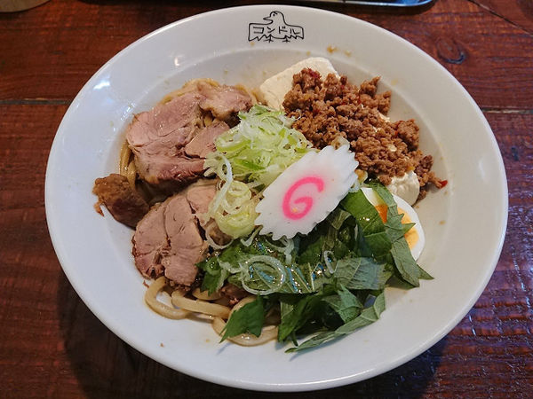 「まぜそば 中300g（半分豆腐）」@まぜそばコンドルの写真