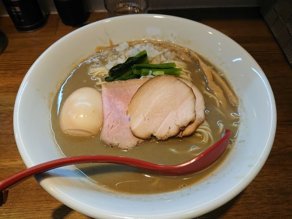 「【限定】ニボシパイタン800円＋味玉100円」@中華そばや 和凡の写真