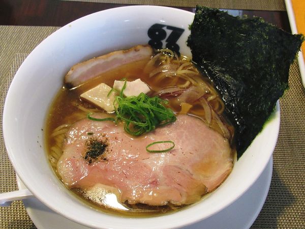 「魚介らぁ麺（秋刀魚）（900円）」@牟岐縄屋の写真