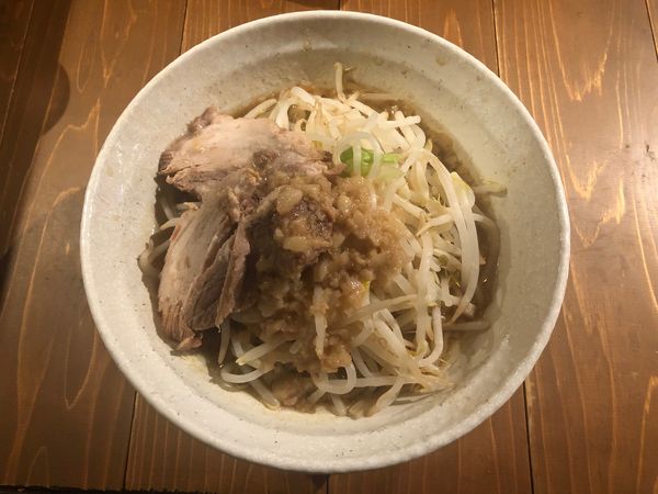 「ラーメン小」@ラーメン豚珍の写真