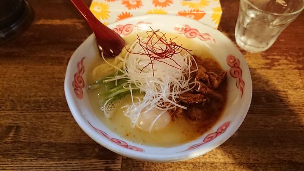 「鶏白湯らーめん」@麺・酒処 ぶらりの写真