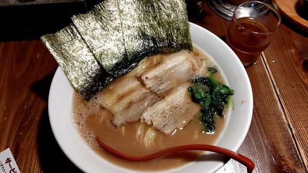 「らーめん(中盛)」@一豚の写真