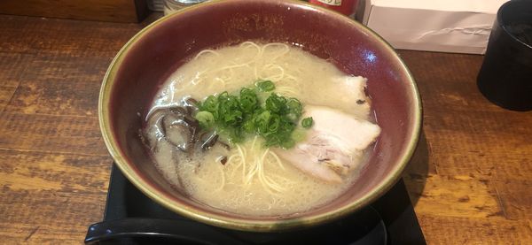 「博多とんこつラーメン」@博多ちょうてん 博多本店の写真