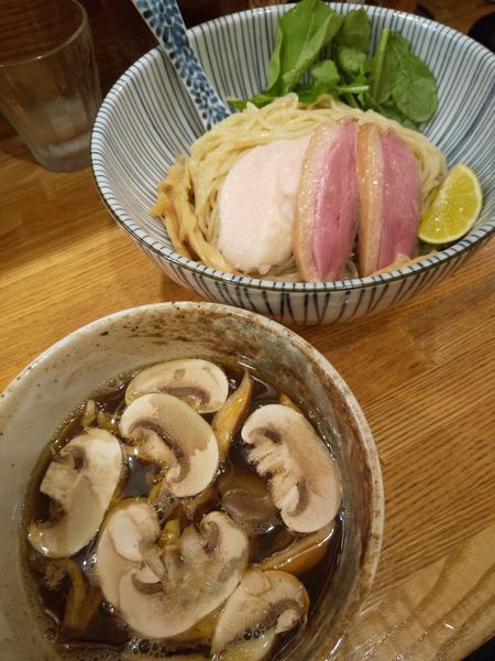 「【期間限定】鴨と茸　淡麗つけそば950円」@中華そば きなりの写真