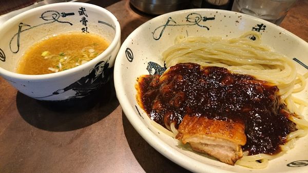 「【昼】濃厚つけ麺(黒)」@麺屋武蔵 武骨外伝の写真