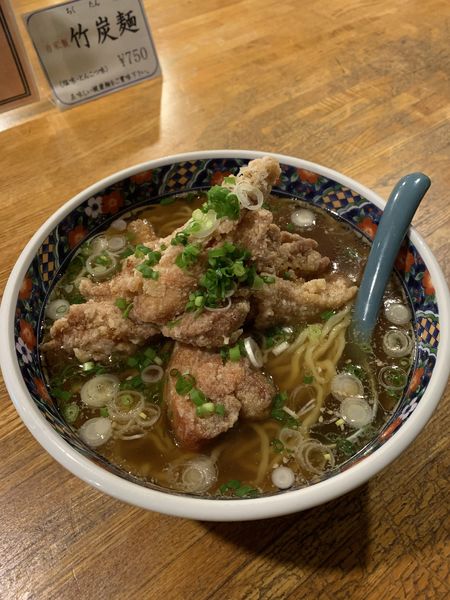 「から揚らぁ〜麺　900円」@ら〜めん いずみの写真