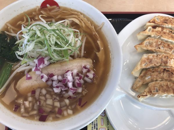 「ド煮干しらーめん750円＋餃子ｸｰﾎﾟﾝ無料」@ロクマルらーめん 南福島店の写真