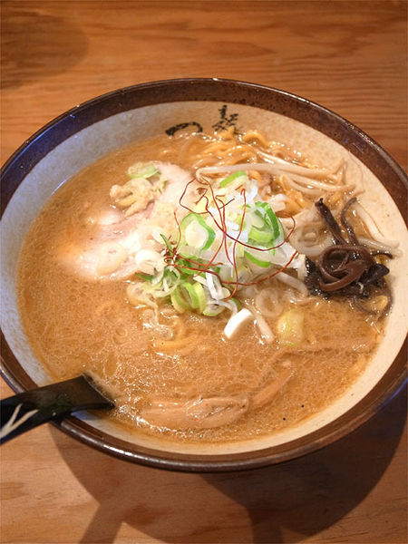 「味噌ラーメン…800円」@麺屋つくしの写真