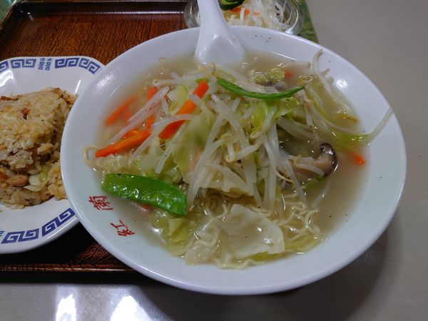 「タンメン+半チャーハンセット」@中国料理 紅蘭の写真