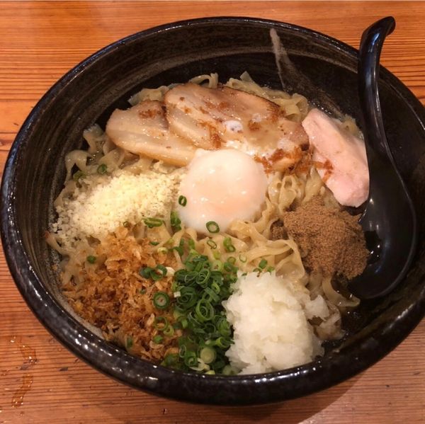 「濃厚白湯まぜそば」@三代目麺処 「まるは」極 船橋店の写真