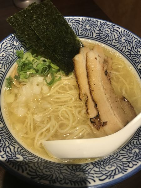 「煮干し中華そば、塩」@煮干し中華そば 麺屋 銀星 高円寺の写真