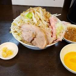 ラーメン 麺増し 豚増しMIX 生卵