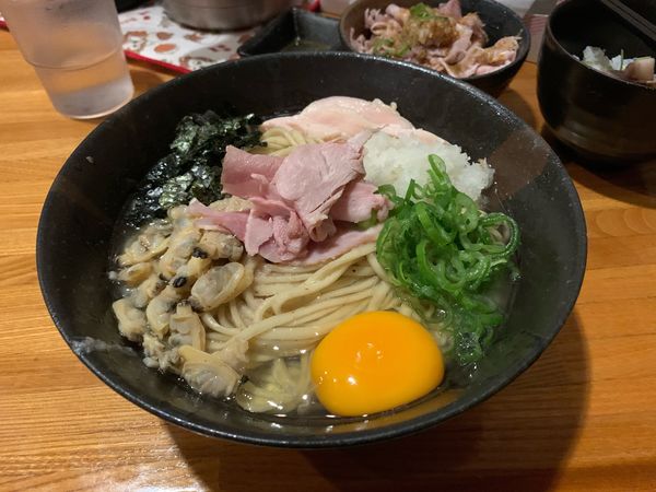 「秋あさりの背脂まぜそば」@麺屋 ひな多の写真