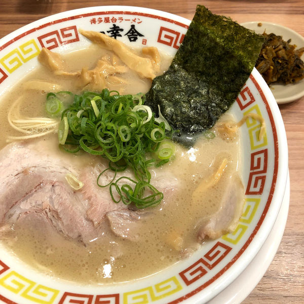 「ラーメン（バリカタ）780円」@博多屋台ラーメン一幸舎 東京キッテグランシェ店の写真