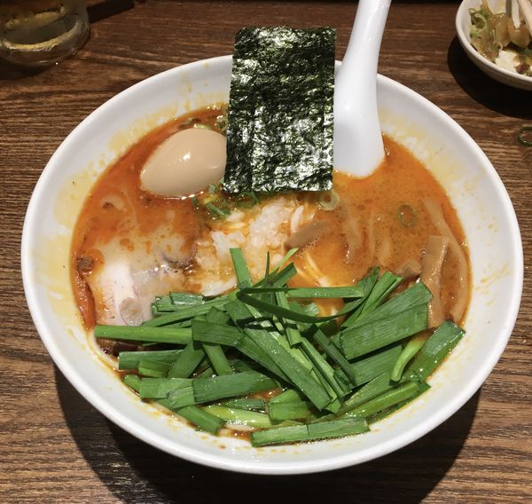 「塩らー油めん」@中華そば うめやの写真