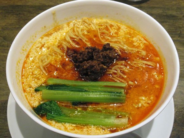 「ヘルシー豆乳担々麺（990円）」@Chinese Kitchen DRUNK DRAGON 立川店の写真