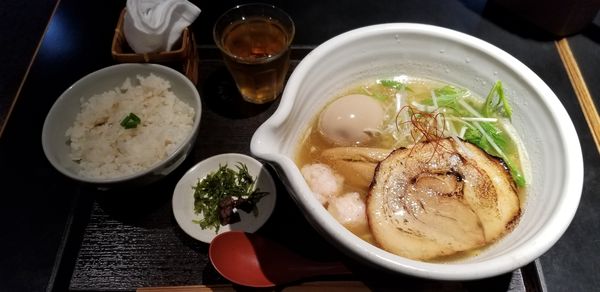 「銀笹らーめん塩+玉子+半鯛めし」@麺処 銀笹の写真