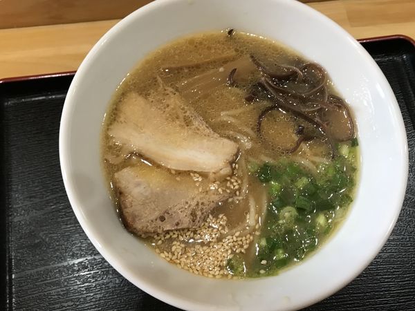 「醤油らーめん 800円」@麺かんながらの写真