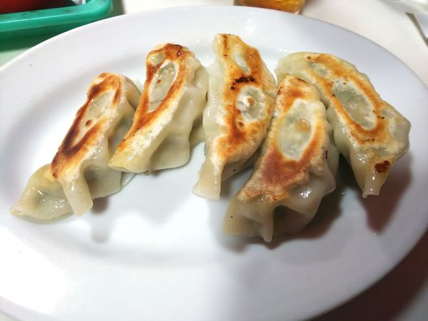 「焼ギョーザ　400円」@白虹飯店の写真