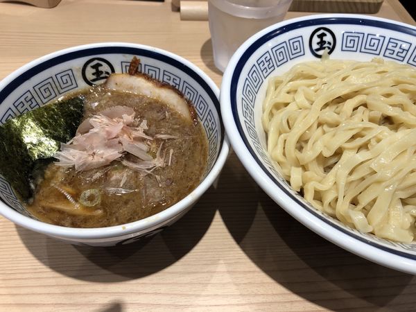 「つけ麺大盛り」@中華そば つけめん 玉 新宿店の写真