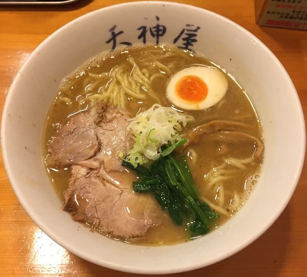 「醤油らーめん780円」@秋葉原ラーメン 天神屋 秋葉原本店の写真