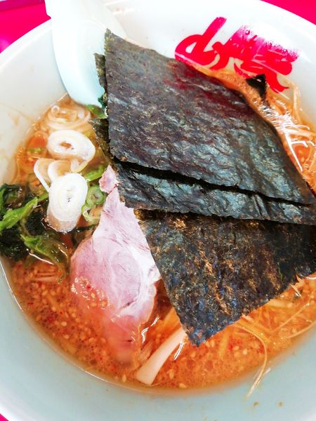 「味噌ラーメン+味付け白髪ネギ（乞食）」@ラーメン山岡家 羽生店の写真