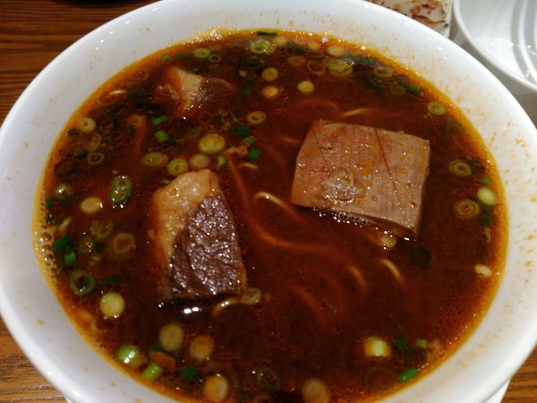 「牛肉麺」@鼎泰豐 東京八重洲口店の写真
