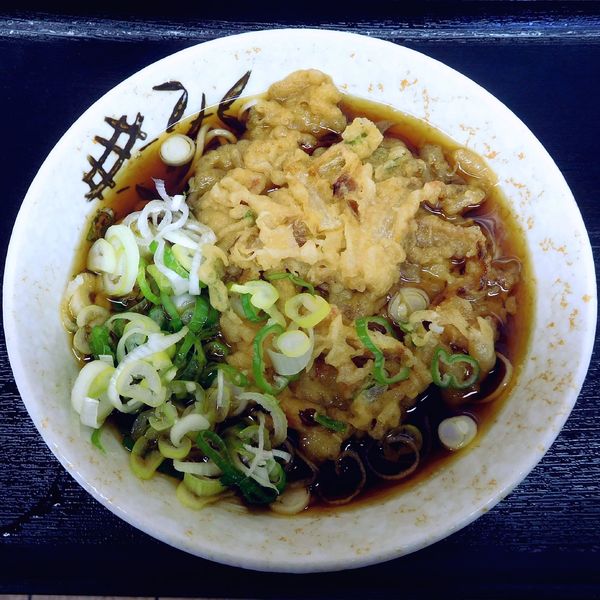 「天ぷらそば(390円)ネギ多め」@みまつの写真