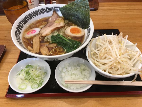 「醤油ラーメン(690¥)」@優勝軒 日立店の写真