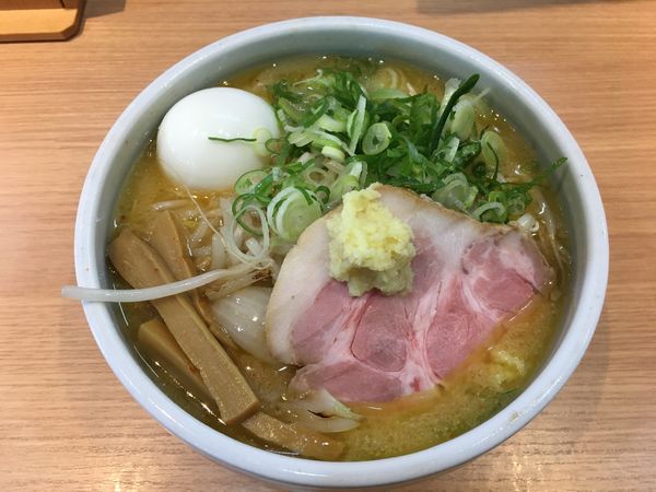 「濃厚味噌ラーメン　+味玉」@らーめん三空の写真