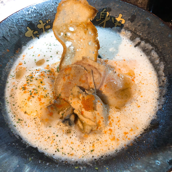 「牡蠣ラーメン (鯛出汁) ¥880＋味玉 ¥100」@ただいま、変身中。の写真