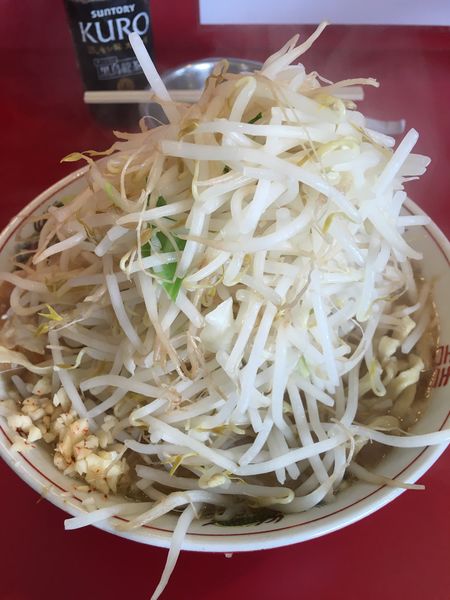 「ラーメン（豚2枚）＋生たまご」@ラーメン英二の写真