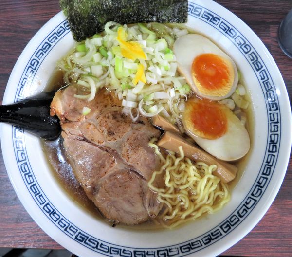 「味玉＋葱（900円）」@中華そば 新の写真